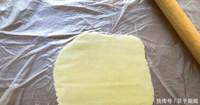 外面卖的泡芙怎么样在家里做美味糕点泡芙既便宜又容易