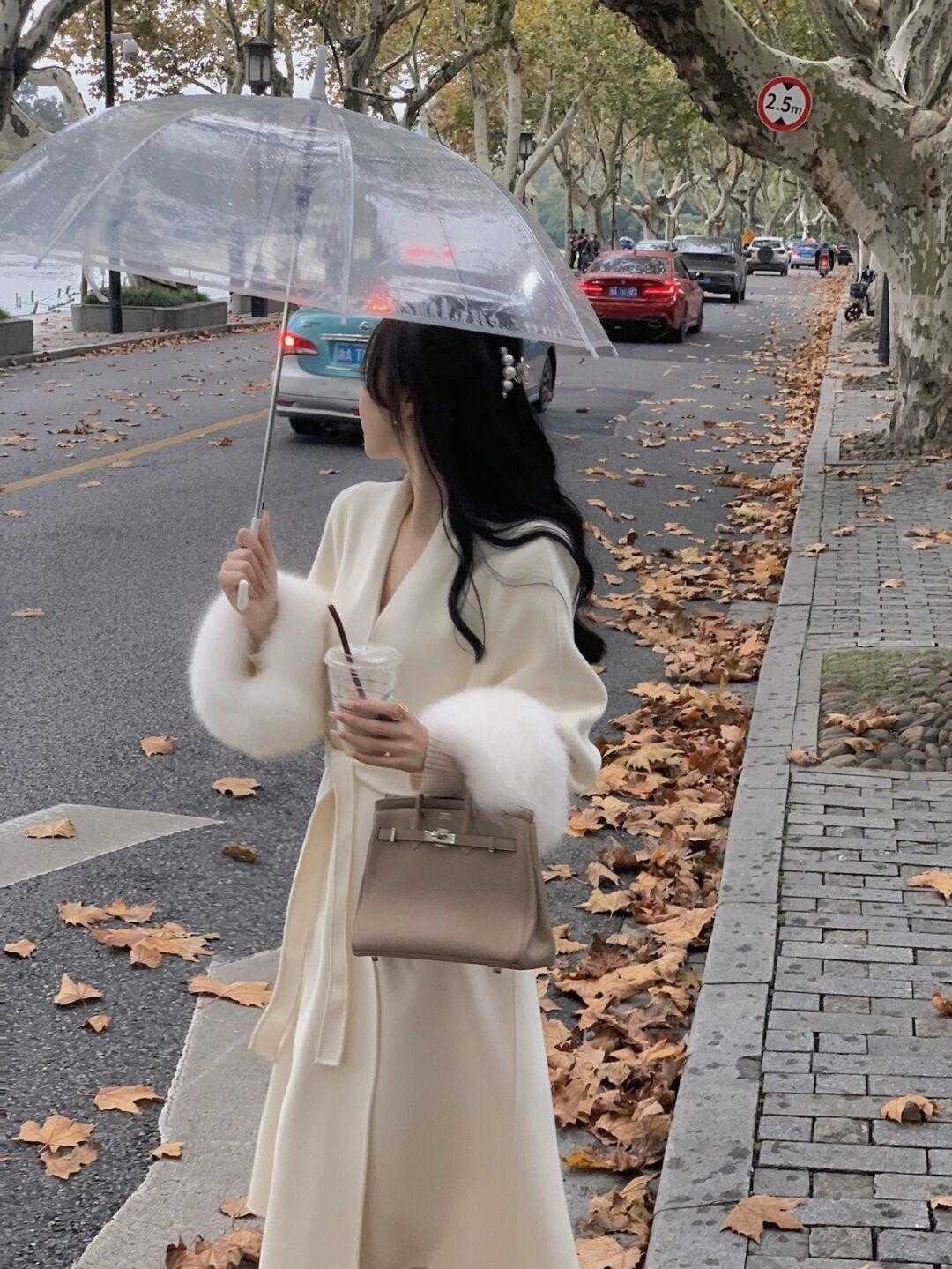 翻领|比较气质的大衣,带给比较独特的小姐姐