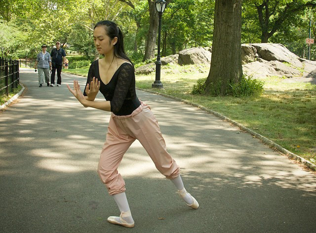 姚安娜|黄晓明问姚安娜,任正非每个月给她多少钱?姚安娜直接说没有限额