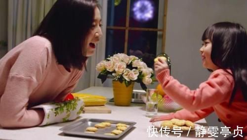 张银行卡|孩子收到爷爷的新年礼物,哭着打电话要退货,爹妈劝都劝不住