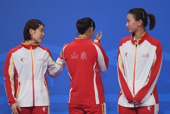 马琳|情商真高!拿下冠军后不骄傲,陈幸同庆祝动作给足国乒一姐面子