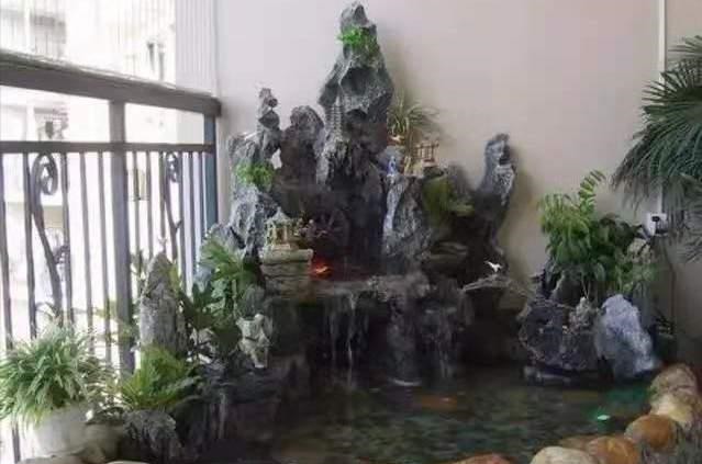 养花高手不买一楼房子,庭院生活,一个阳台就能实现,羡慕