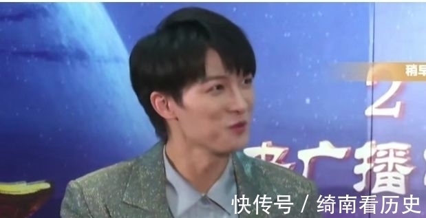 央视中秋晚会阵容陆续官宣,实力派唱将齐聚一堂,流量明星被抛弃