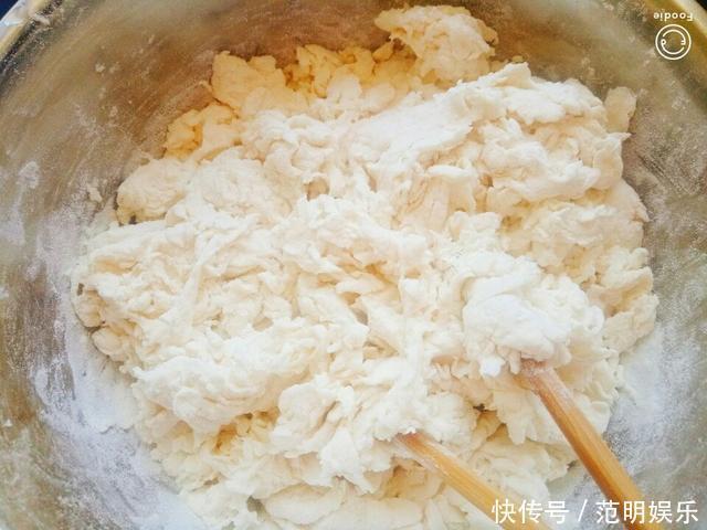 生煎包这样做,皮软馅大,又鲜又香,儿子一口气吃5个还不够