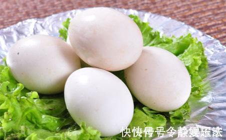 鹅蛋|女人怀孕,3种东西要舍得吃,促进孩子大脑发育,生个聪明娃