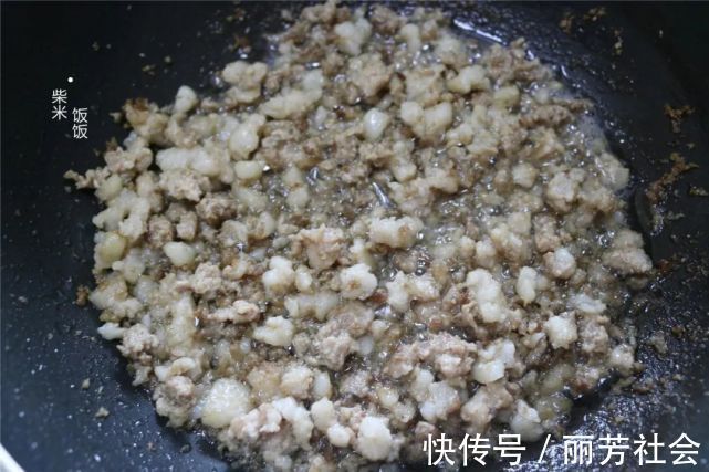 黄豆酱|做包子,调馅是关键,多加这一步,包子更香更软更好吃