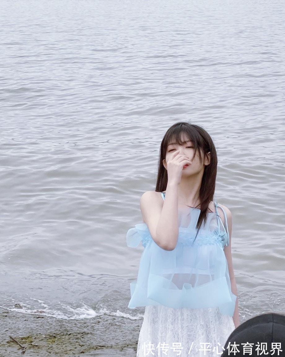 身材 软妹还能这样穿!身材娇小的赖美云,穿搭清新养眼!