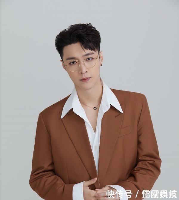 时代的眼泪!王一博《街舞4》队长曝再变动,张艺兴与师父或同框