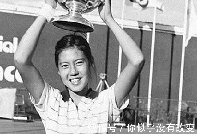 胡娜|38年前,她在比赛期间叛逃美国,害惨中国队!如今却高调回国捞金