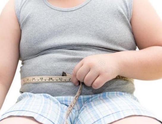 湿气最怕一种“水”,每天喝一点,从根本上驱赶湿气,肚子平了