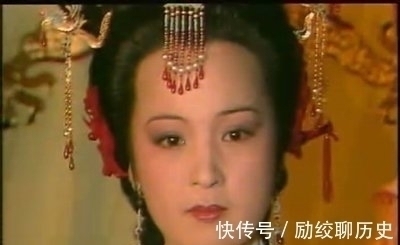 时间点#元春回荣府省亲,为何却选择在晚上进行呢?原来秘密就藏在时辰里