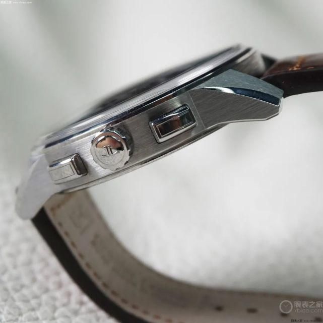 大师月相太正式？这只积家“运动又有型”