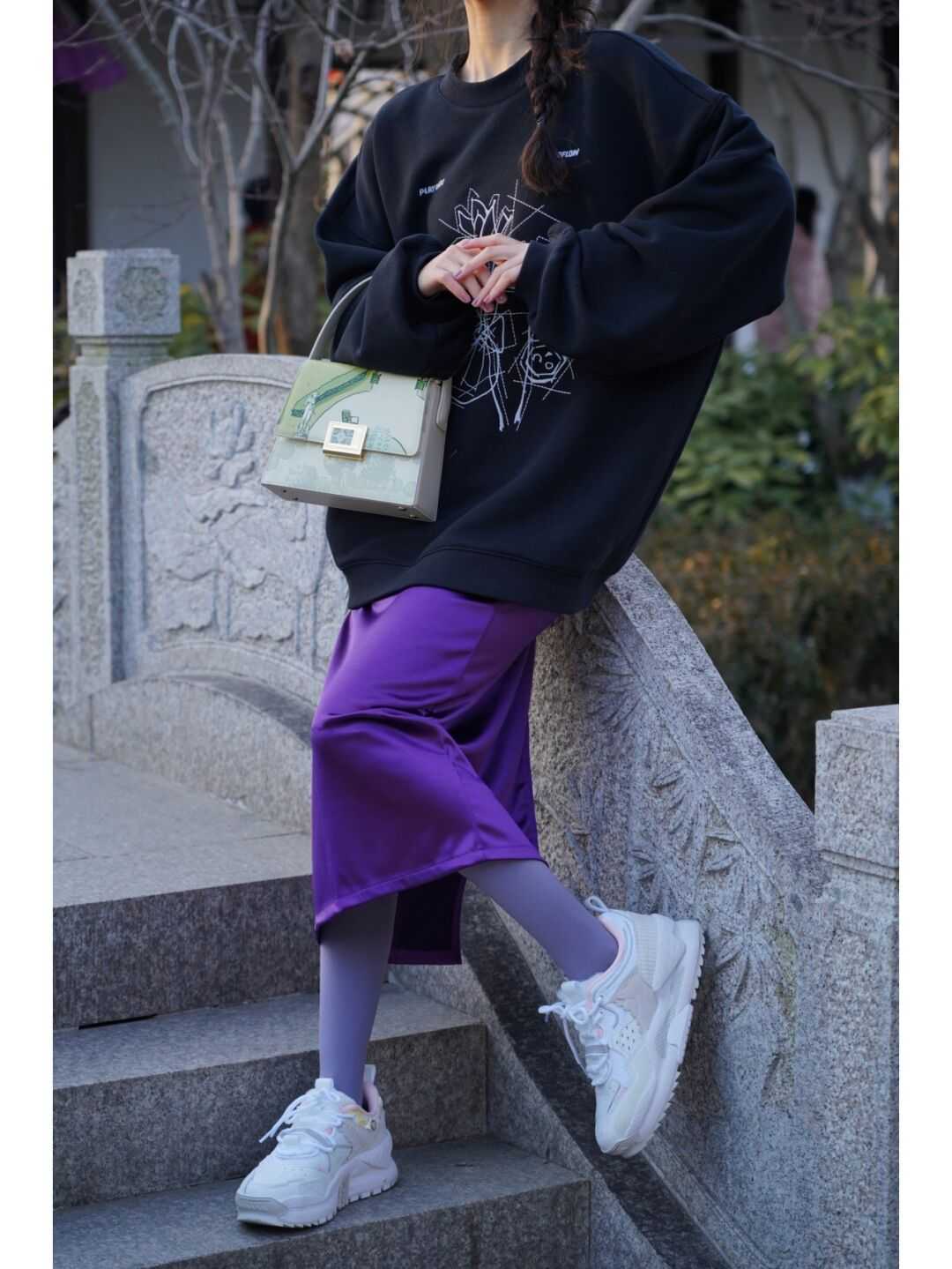 博主 肚子有肉的小仙女别怕!跟着博主这样搭,脱去遮肉外套也不露怯