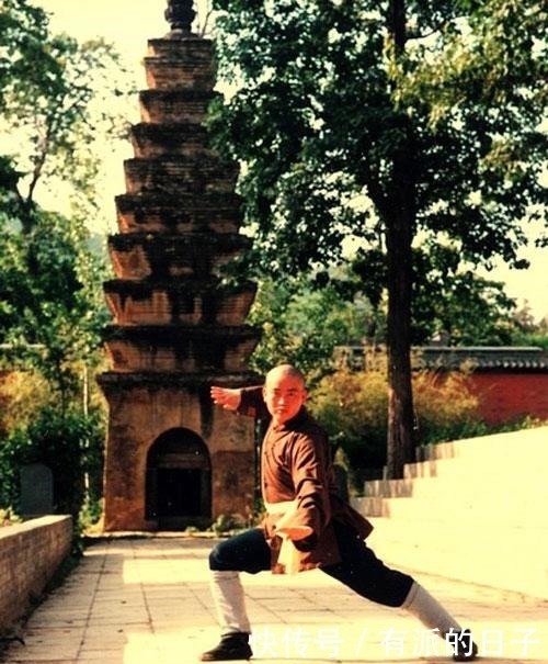 少林方丈释永信练功照看起来很厉害,自曝曾练过100种少林功夫