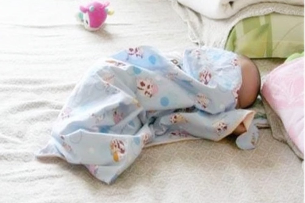 睡眠质量|睡姿千千万，让宝宝越睡越“迟钝”的睡姿，妈妈要及时纠正