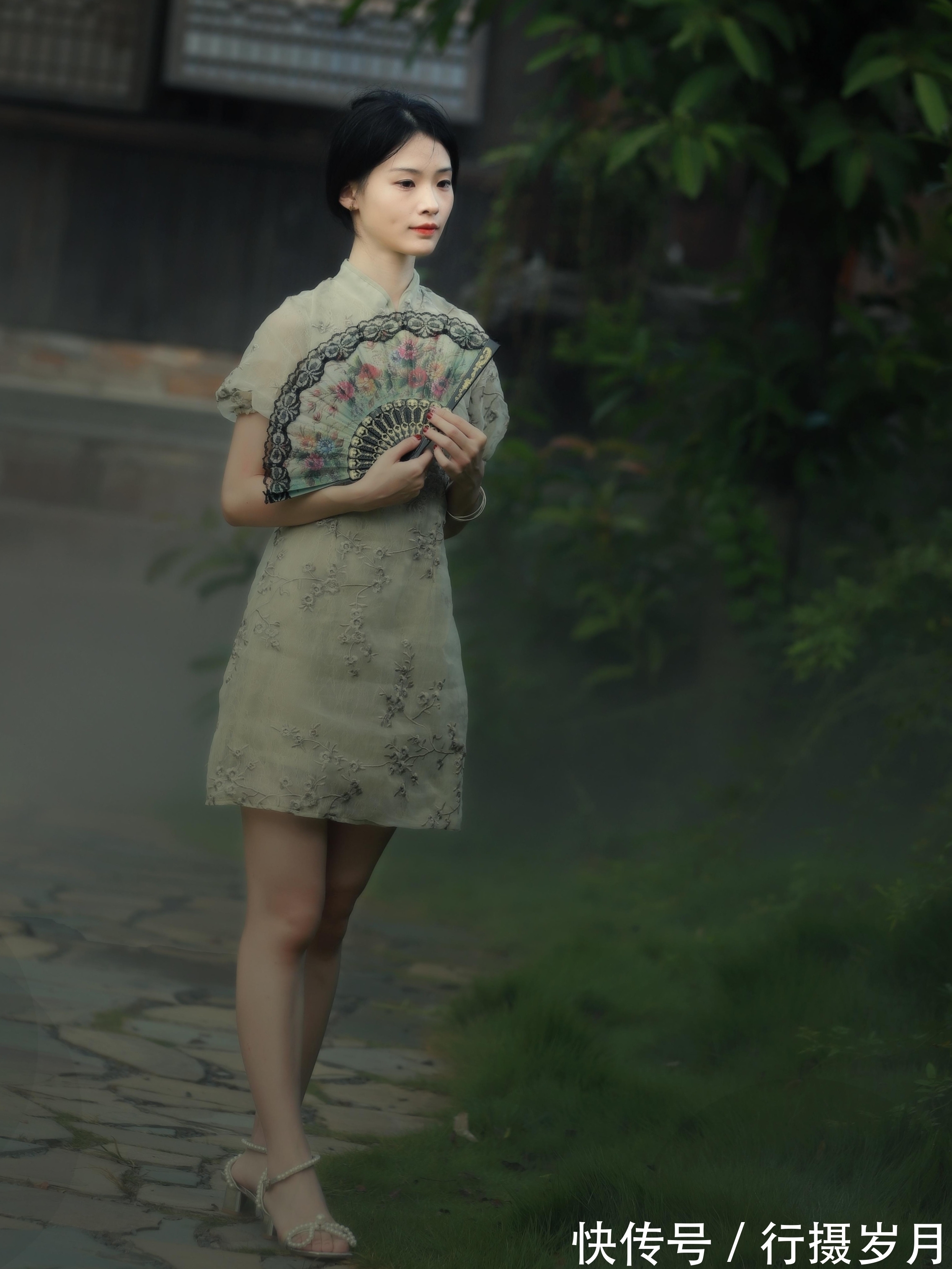 落花#缱绻成了落花,飘零在天涯