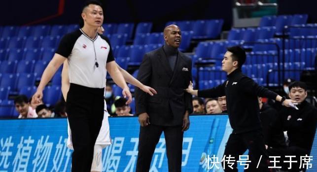 cb4消息!李添荣报平安,CBA赚54万,老马讽李导,辽篮回应种族歧视