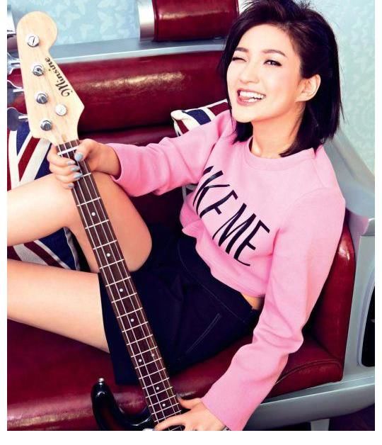 導(dǎo)師|美女丁丁因《好聲音》而紅，與導(dǎo)師傳出緋聞消失六年，現(xiàn)在消失了