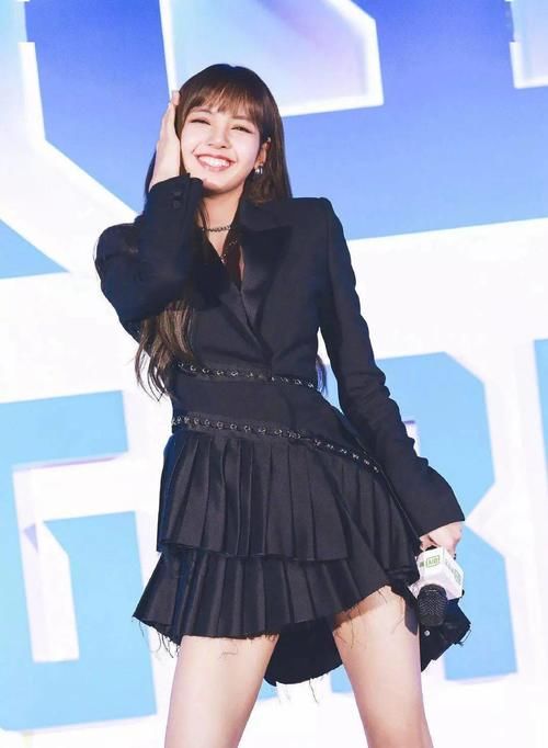 把裤子脱了 ！早春巨撩的18条裙子，美到犯规 ！