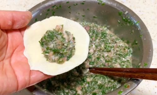 过年，用它包饺子，比韭菜白菜鲜，贵也要舍得，我家一周吃4次