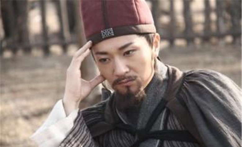 军师|梁山两大军师,为何吴用吊死宋江坟前,而朱武却能全身而退?