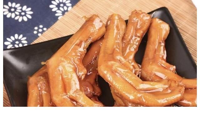 熟食店|花了五万块在市场边开了家熟食店,这情况还能坚持下去吗?