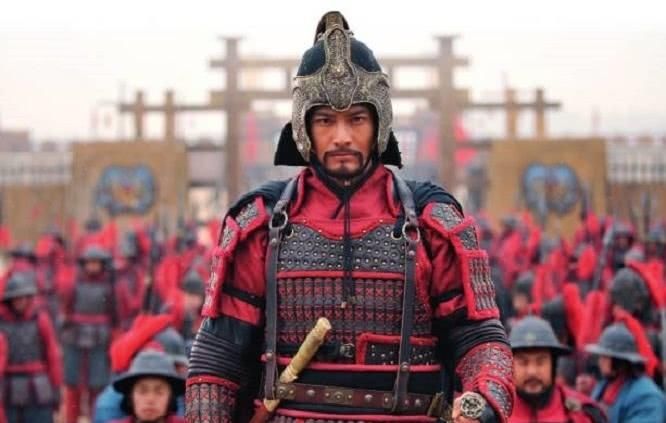 大军|比岳飞还猛，以300人杀向10万大军，死后身体内取出3斤铁箭头