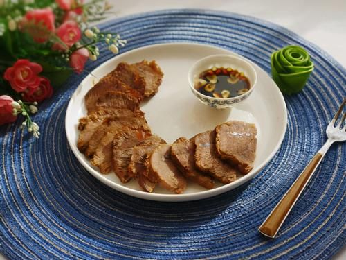 新年的餐桌上不能少了它，提前做好冻起来，吃时一切一蒸就好了