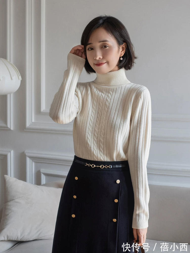 穿搭|答应我,冬天一定要给自己买一件白色毛衣,让你美得温柔又高级