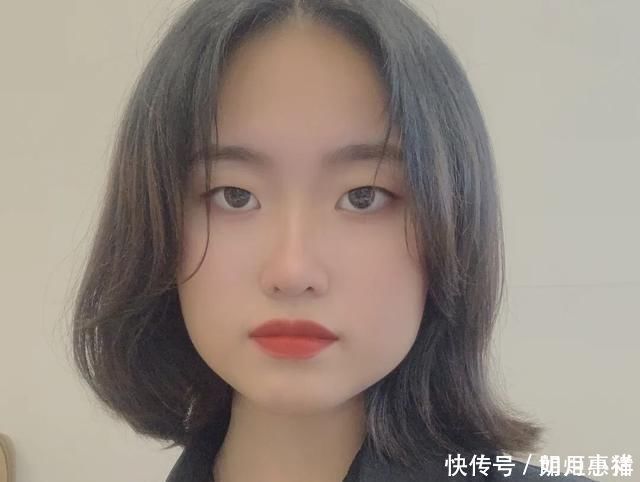 颜值|这五种脸型眼中拉低颜值,没气质显土气,没中就太幸运了