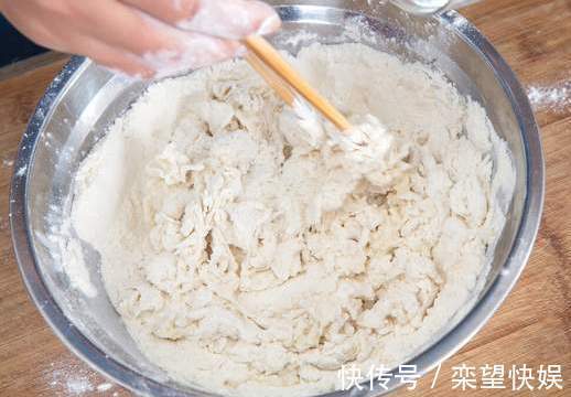 做萝卜馅饺子，有2种调料不能放，不然饺子不鲜香，还有股怪味