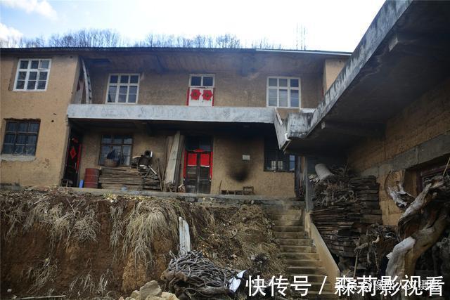 李大师|倔强老头潜心根雕30年,两层土楼堆满获奖作品,不卖钱甘守贫寒