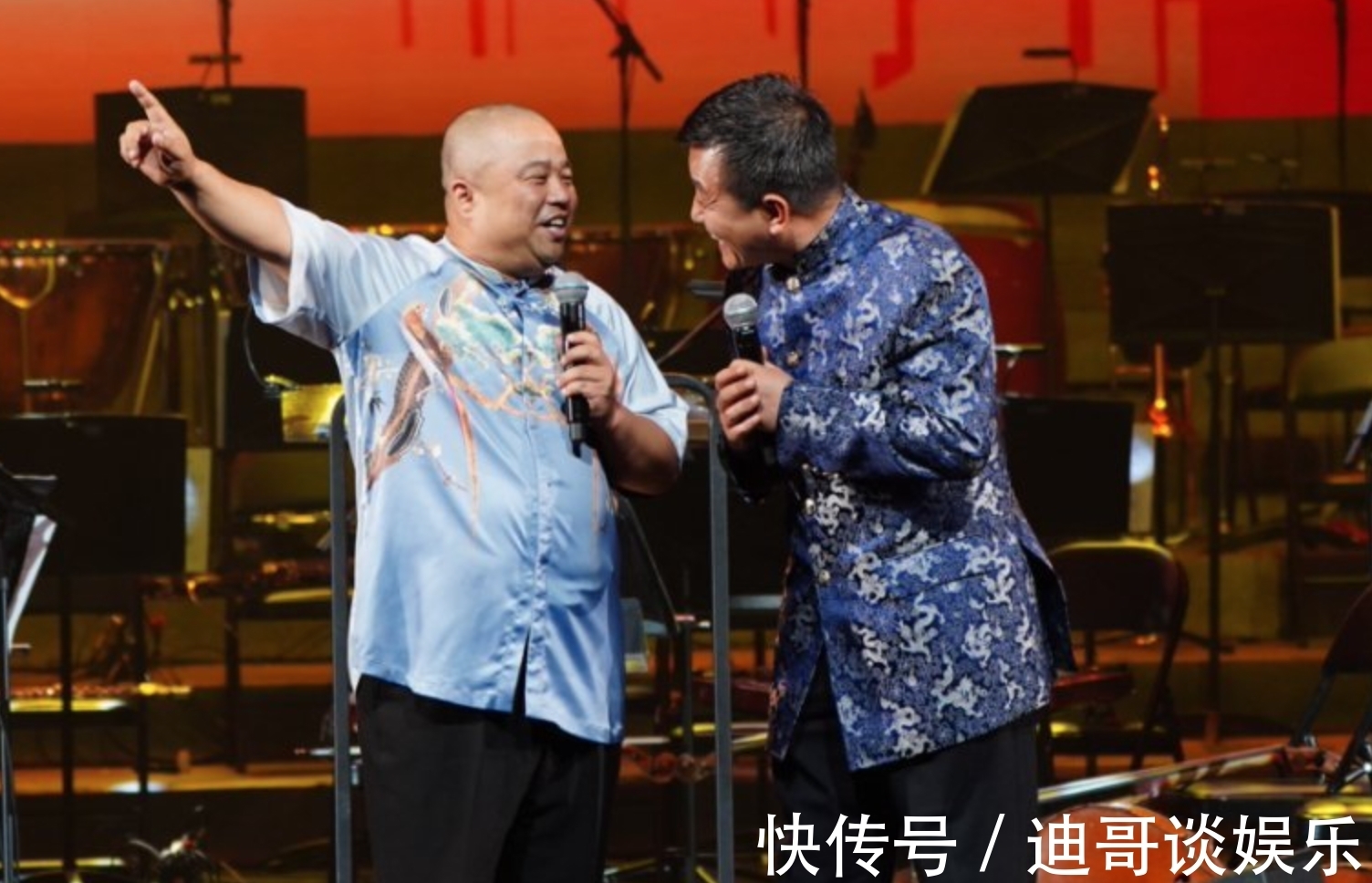 正月里正月正|中國廣播藝術團藝術季收官,相聲名家馮鞏壓軸登場,現場掌聲雷動