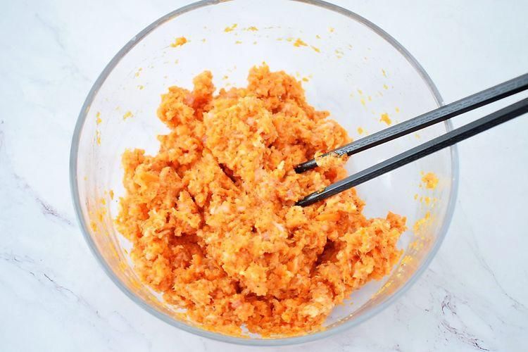 南瓜这做法最近火了,我家每周必做,松软千层,上桌就扫光