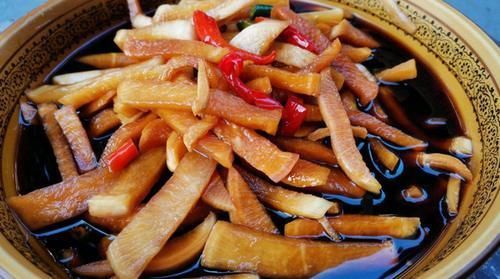 常吃|咸菜有害身体健康?农村老人常吃咸菜却依然高寿,原来真相是这样