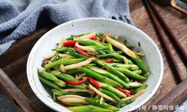 翻炒均匀|五月这菜要抓紧吃了,多吃预防癌症少生病,再不吃就要等明年了