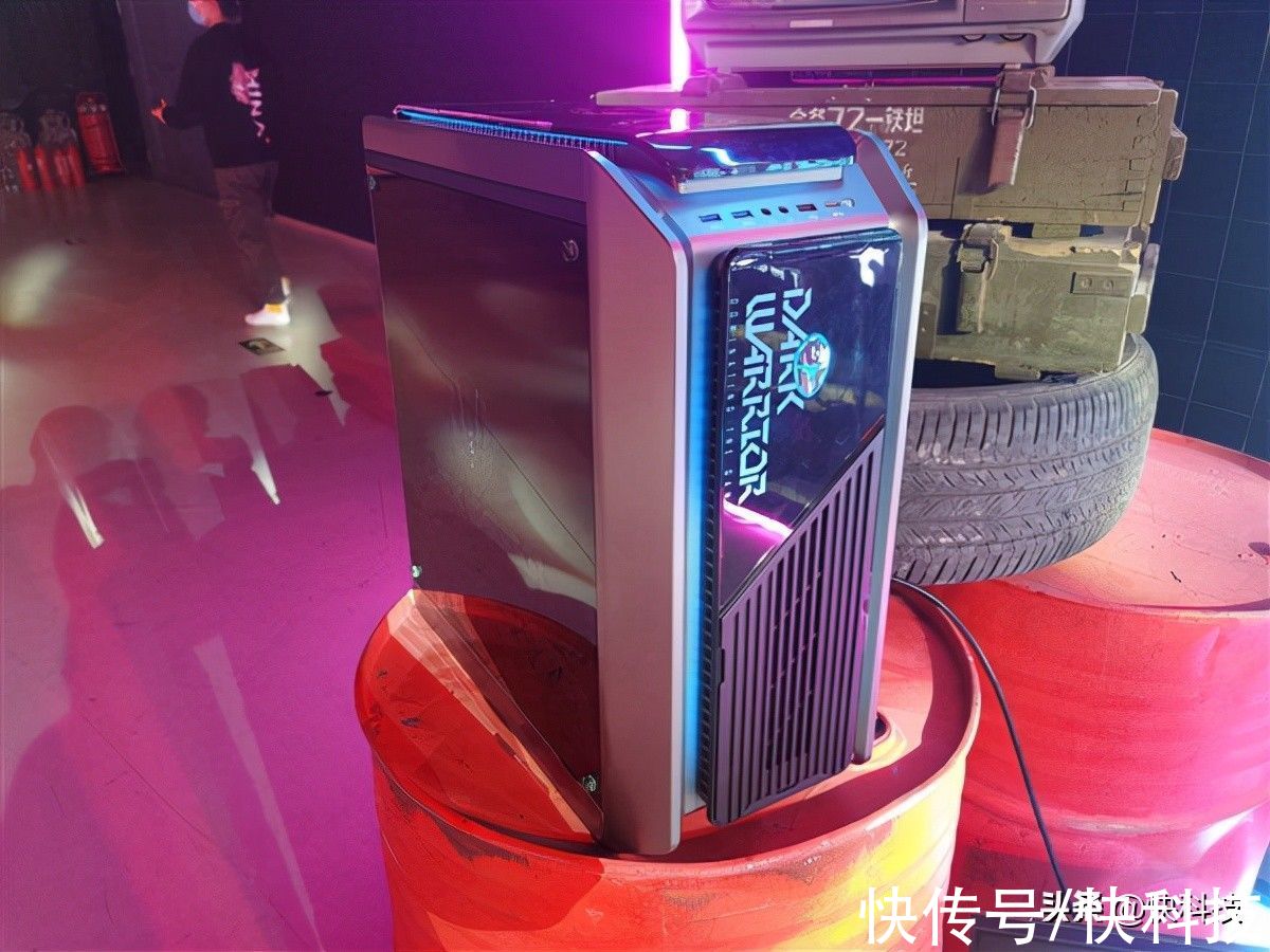 水冷|雷神发布黑武士4+水冷台式机：顶配i9-12900K＋RTX 3090 32999元