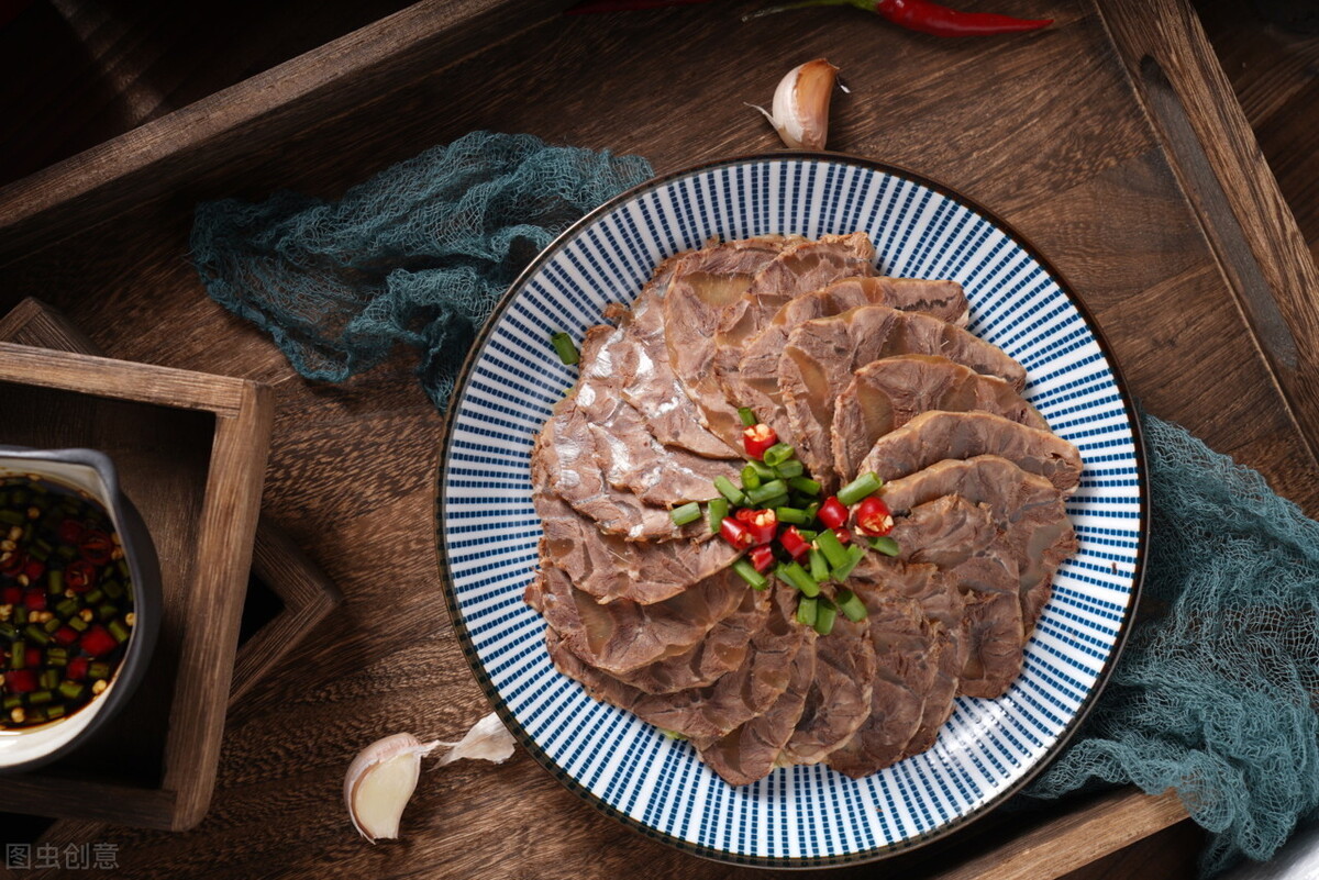 做酱牛肉还在焯水难怪不入味还很柴,教你正确做法,肉嫩筋软