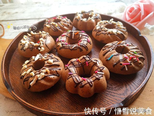 六一儿童节,在家给孩子做小零食,干净卫生无添加,孩子高兴地蹦