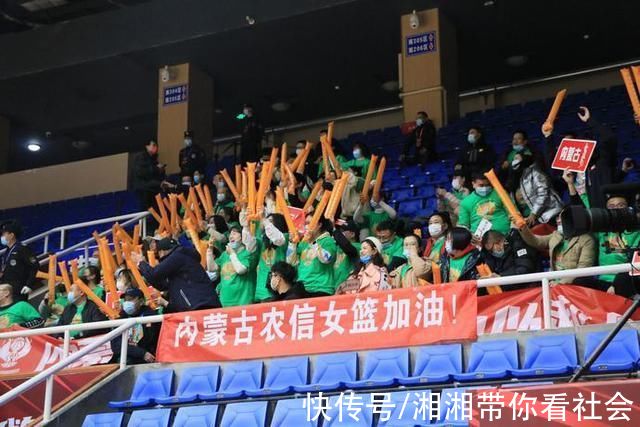 韓旭|內(nèi)蒙古農(nóng)信女籃拿下總決賽首勝