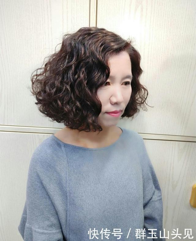 发型|中老年女性发型别瞎剪,选这18款就对了,洋气利落显年轻