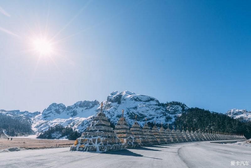 跨越雪山，寻找消失地平线上的巴拉格宗