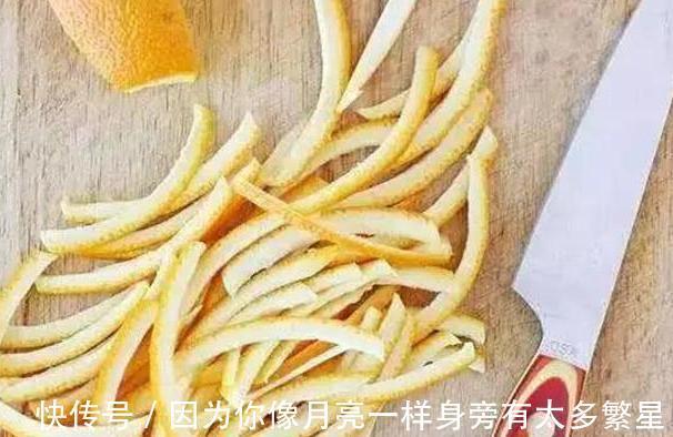 橘子皮扔掉太浪费了!这样处理用作养花,植株根叶嗖嗖疯长