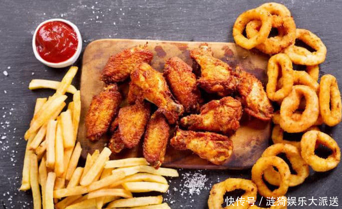 食物|年过45岁,首先要管住嘴,尤其4种食物,吃多了加速衰老