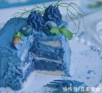裱花袋|低脂海蓝芋泥蛋糕