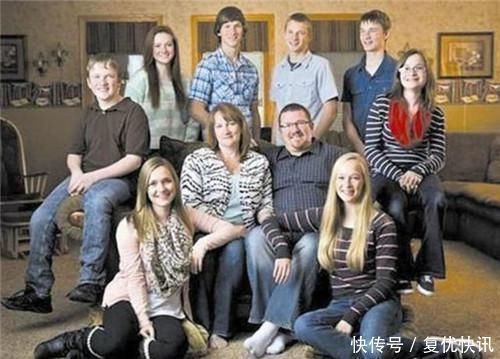 米凯拉|全球首例七胞胎,每天喝42瓶奶粉,换52块尿布,23年后都过得怎样