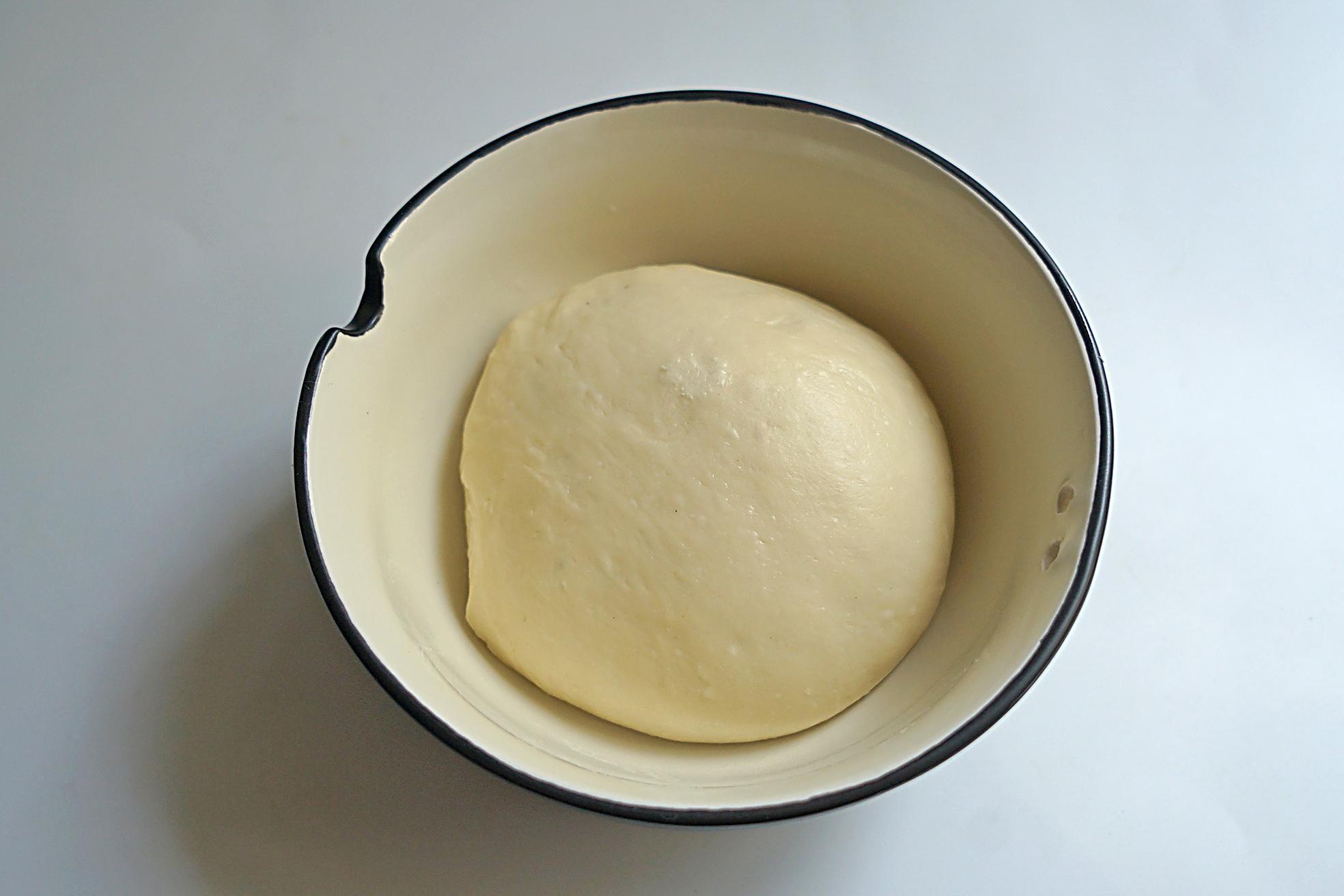 这饼不用烫面不怕粘手,比炸糖糕更简单,咬一口宣软好吃