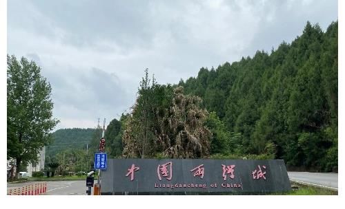 出生地|探访中国“两弹城”，原子弹和氢弹的出生地，已成为红色旅游景区