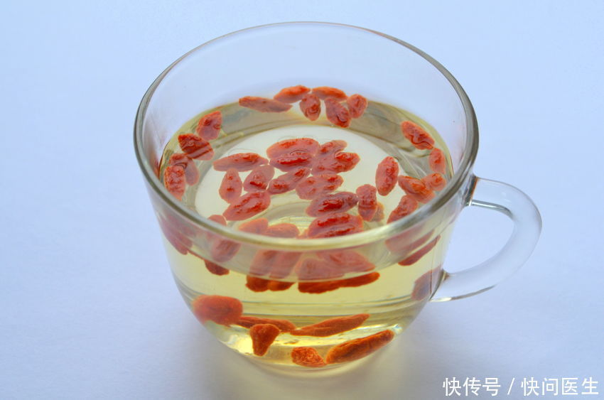 常喝花茶,活到99,春天养生多喝这几款花茶,为你健康保驾护航