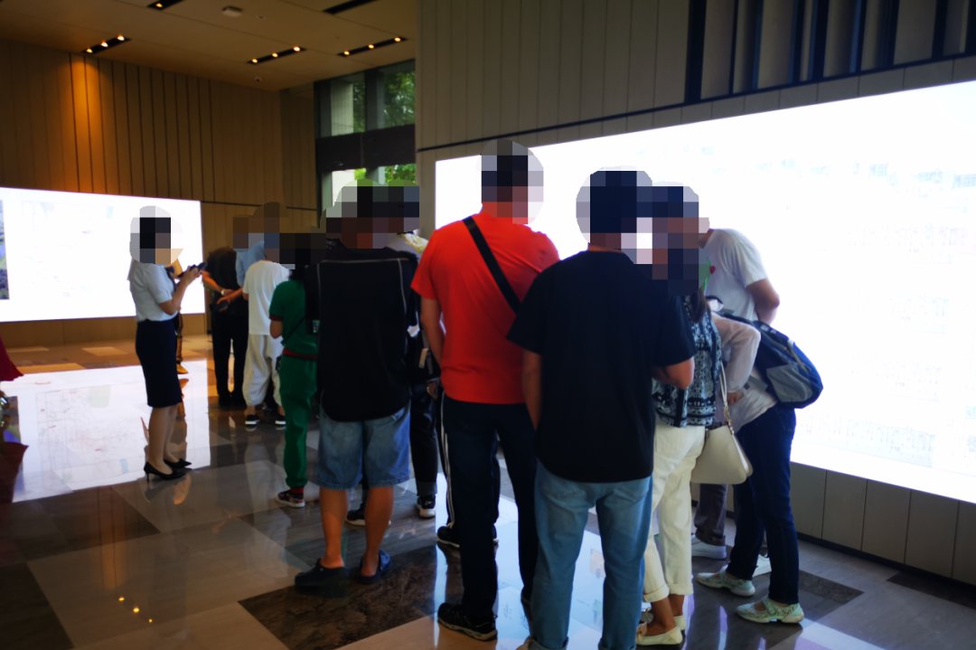 伟峰|长春伟峰东域二期开盘，总价近400万的房子，还没开盘就快没了